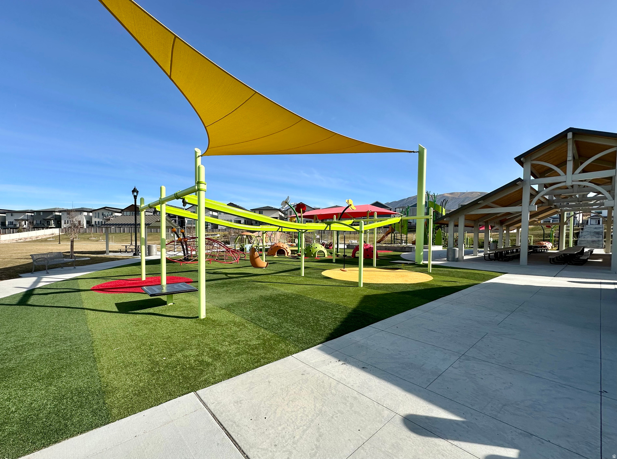 DAY RANCH - Residential