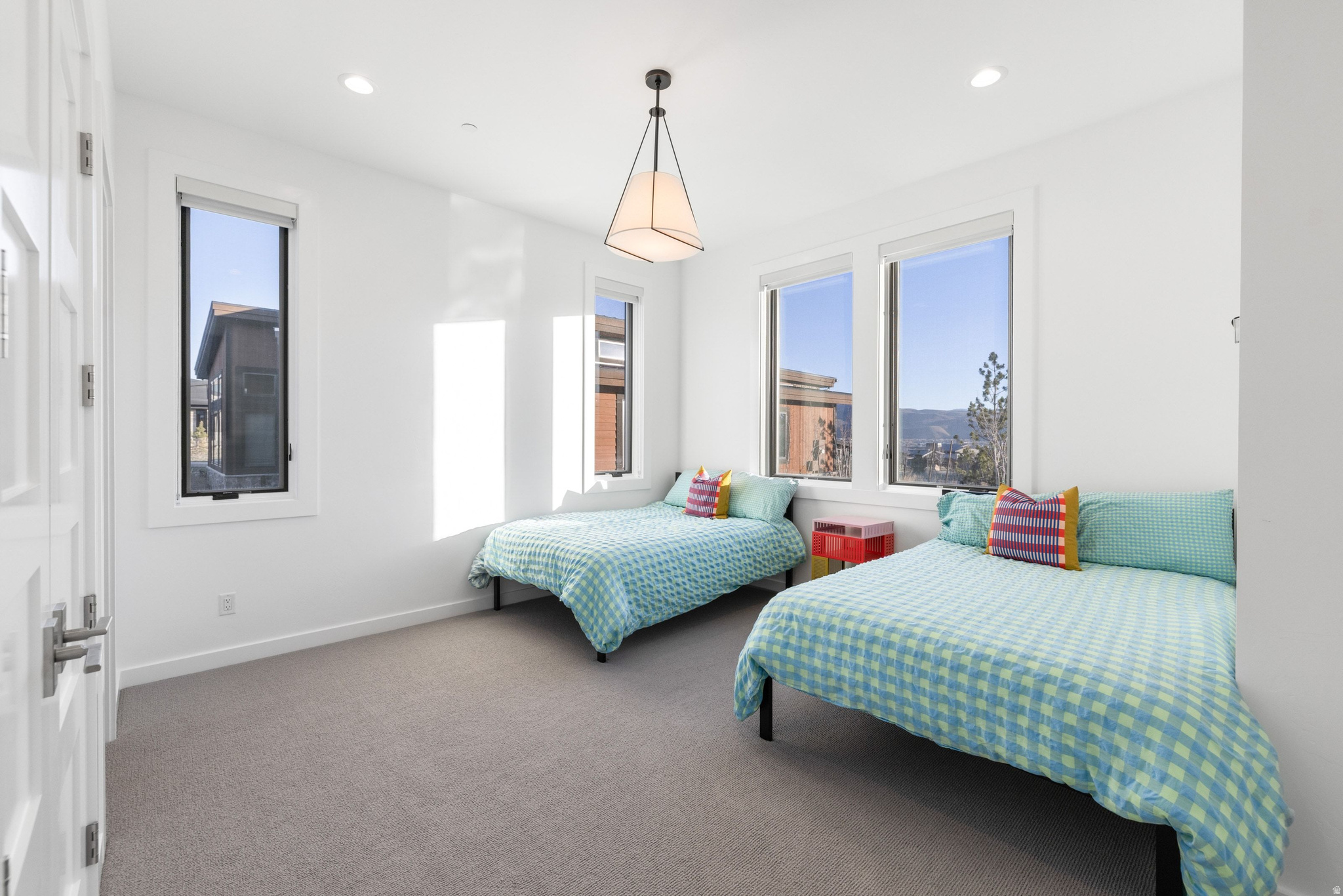 RED LEDGES - Residential