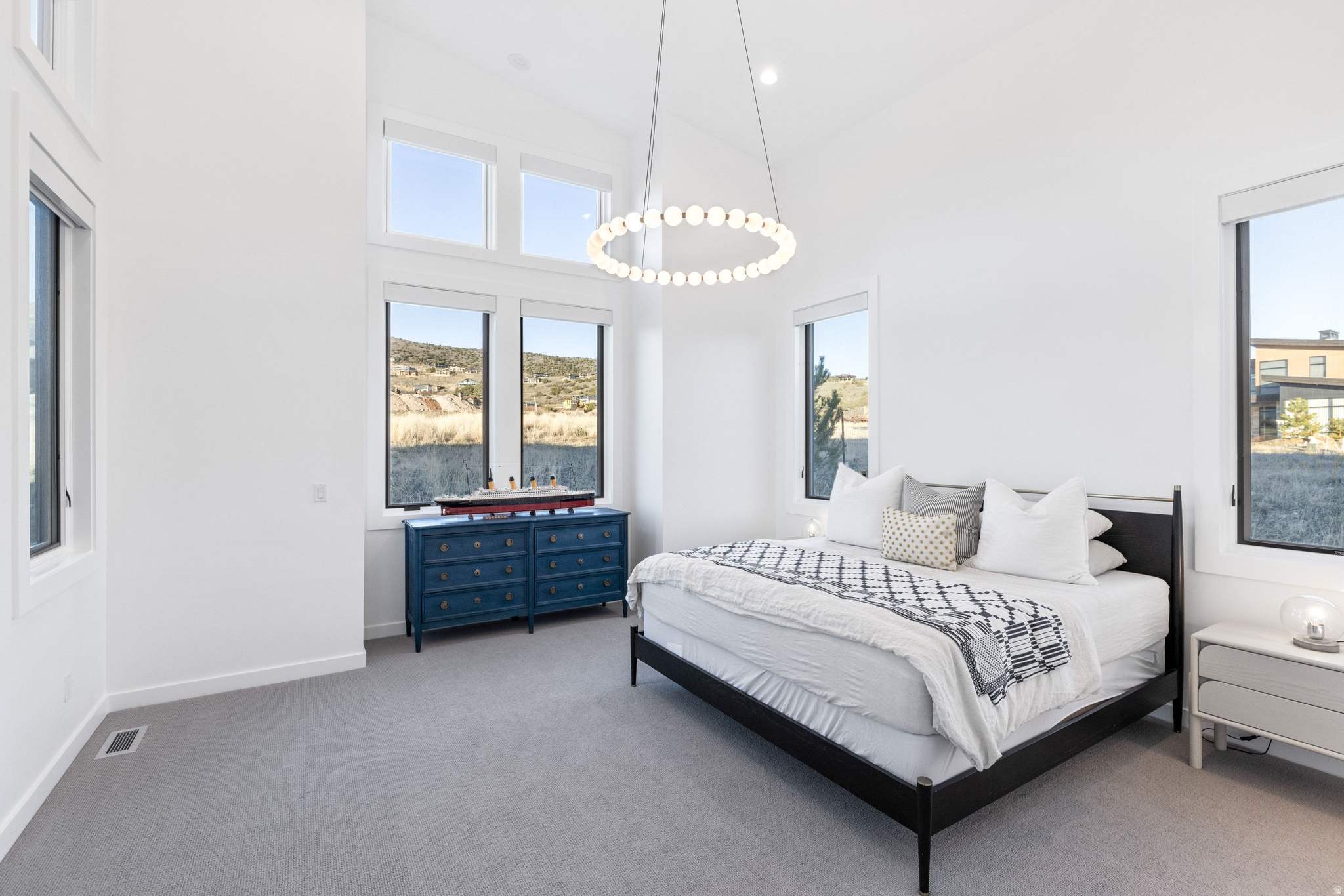 RED LEDGES - Residential