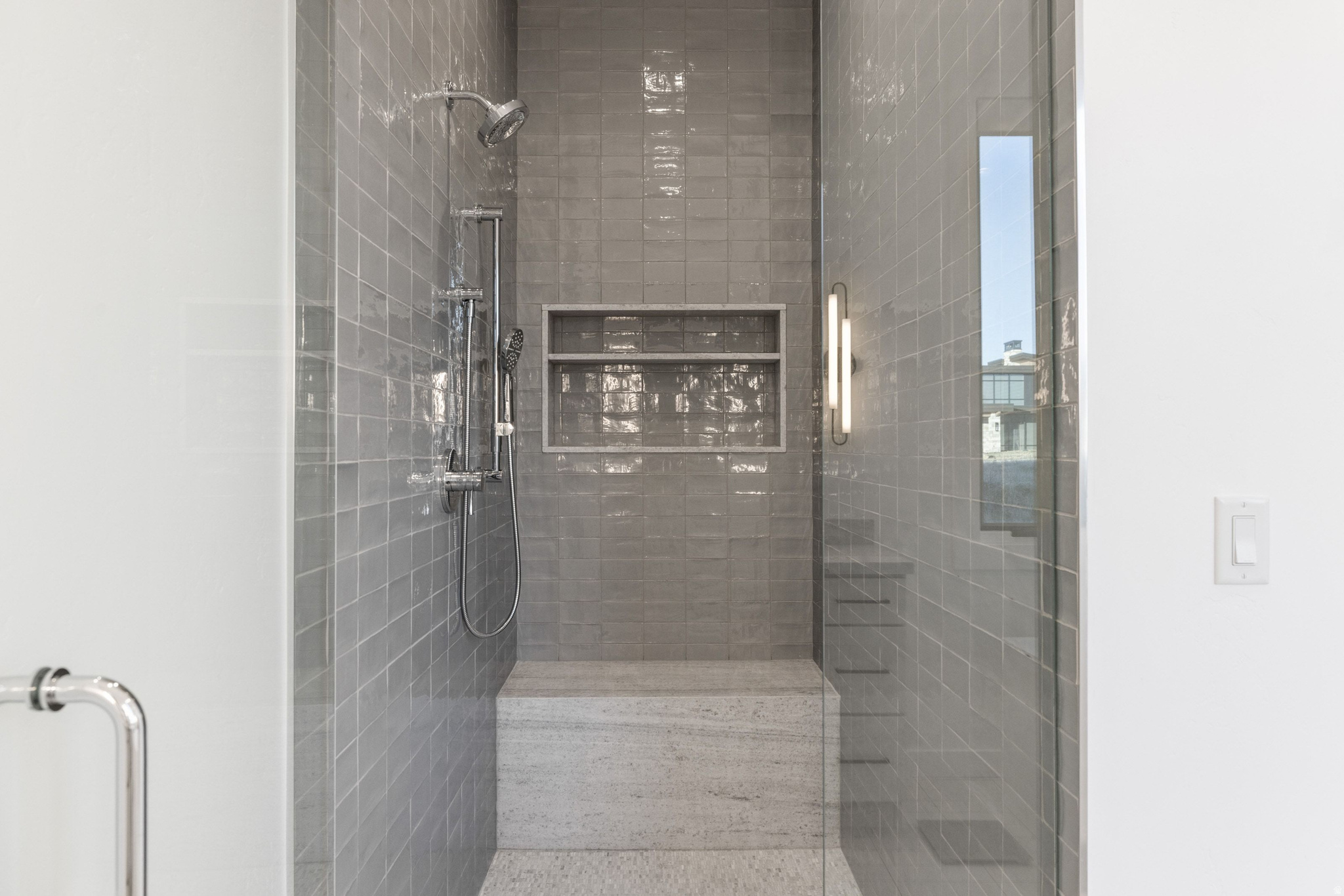 RED LEDGES - Residential