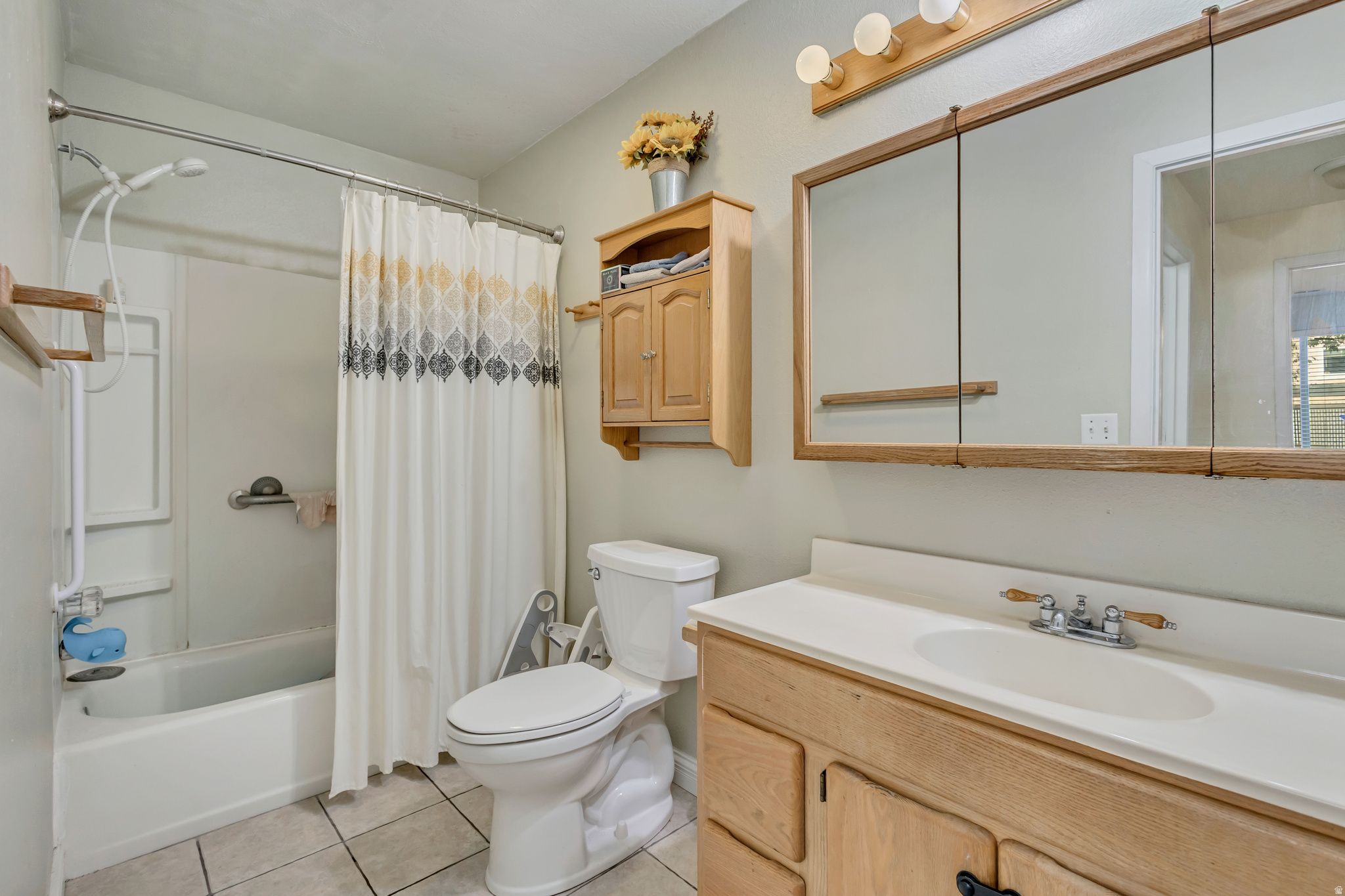 BOUNTIFUL MANOR - Residential