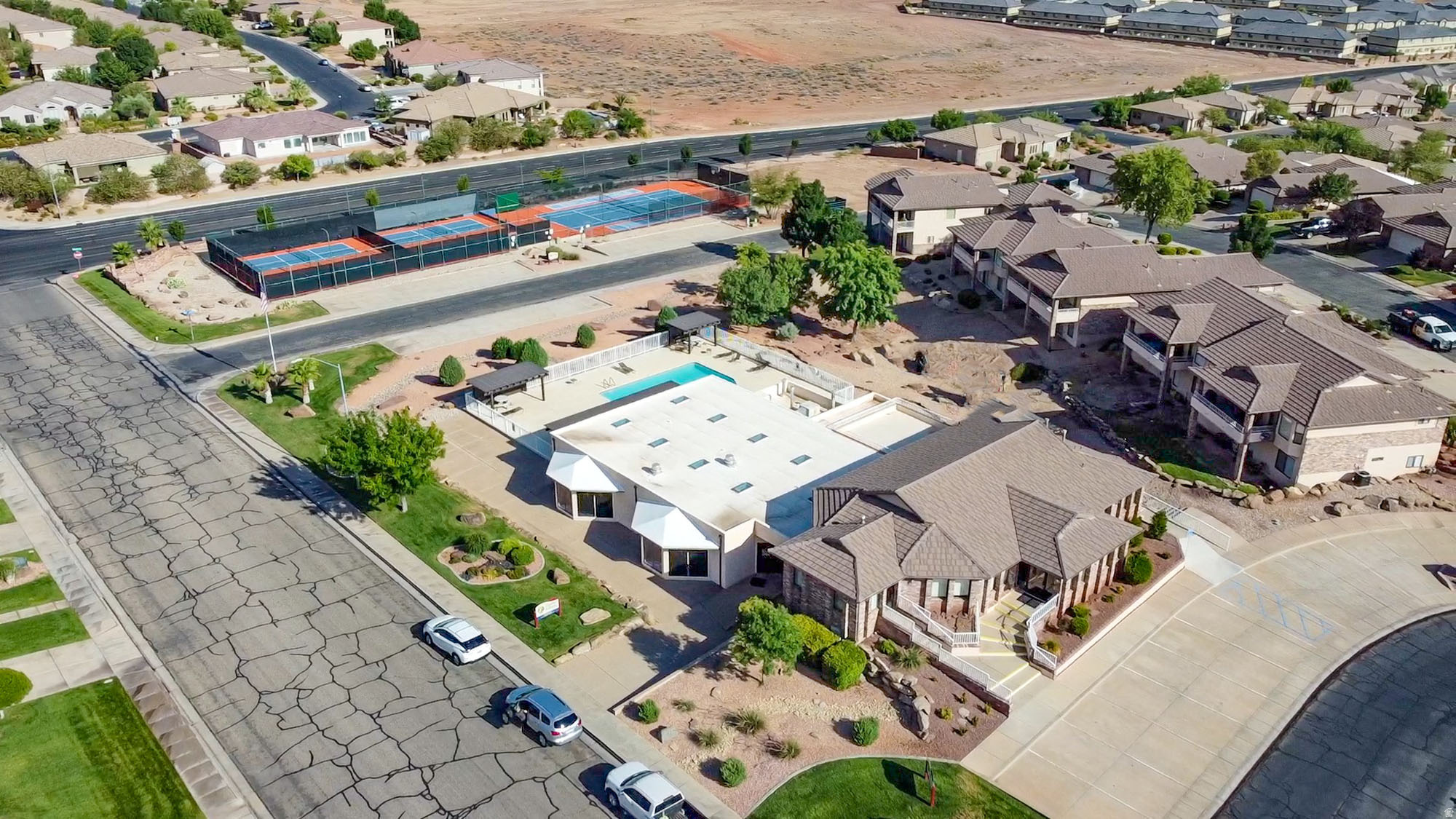 LEGACY 7 - Residential