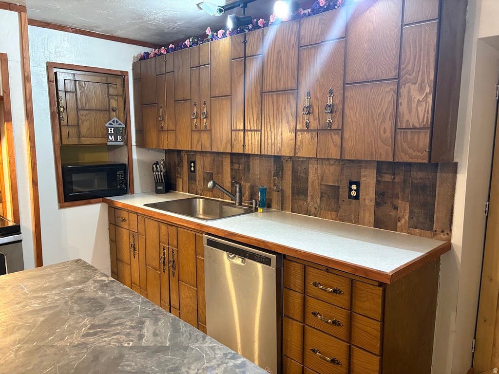 Photo of 91 N 100 W, Salina, UT 84654 (MLS # 2181420)