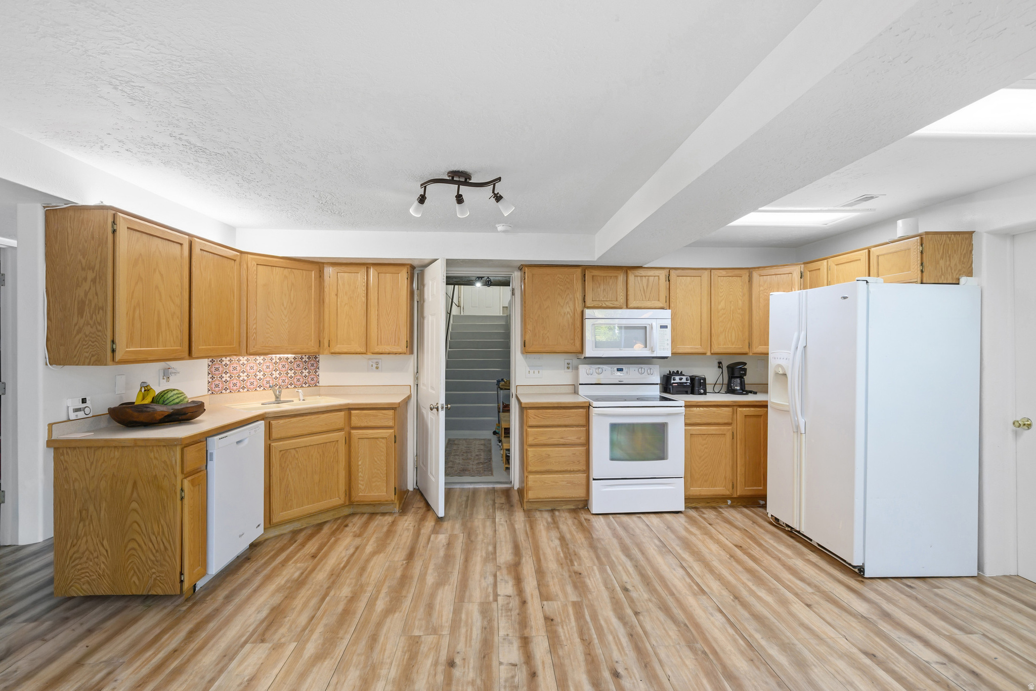 SUNNY RIDGE - Residential