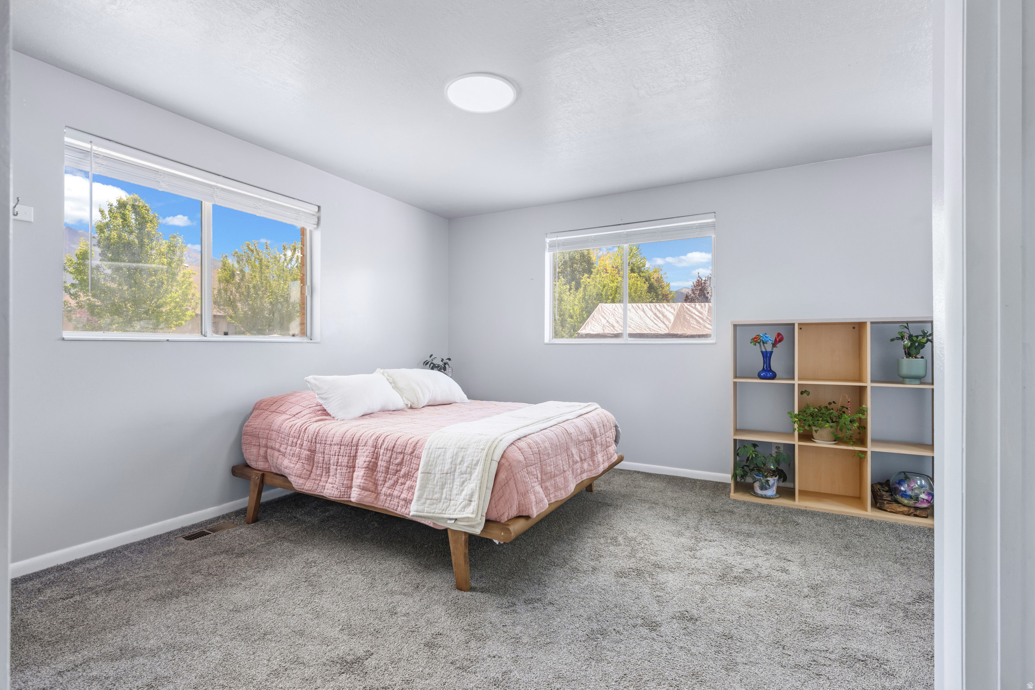 SUNNY RIDGE - Residential
