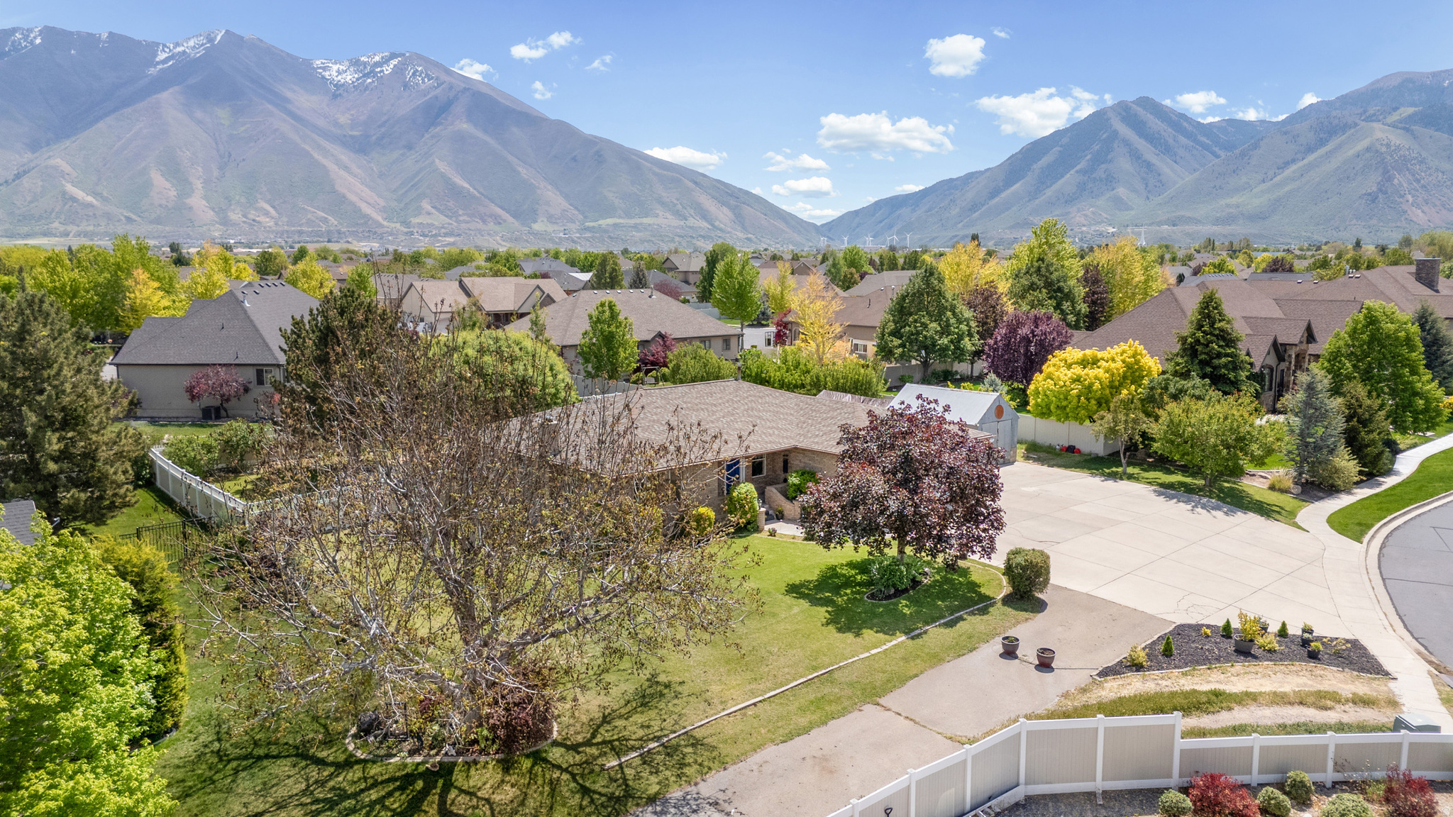 SUNNY RIDGE - Residential