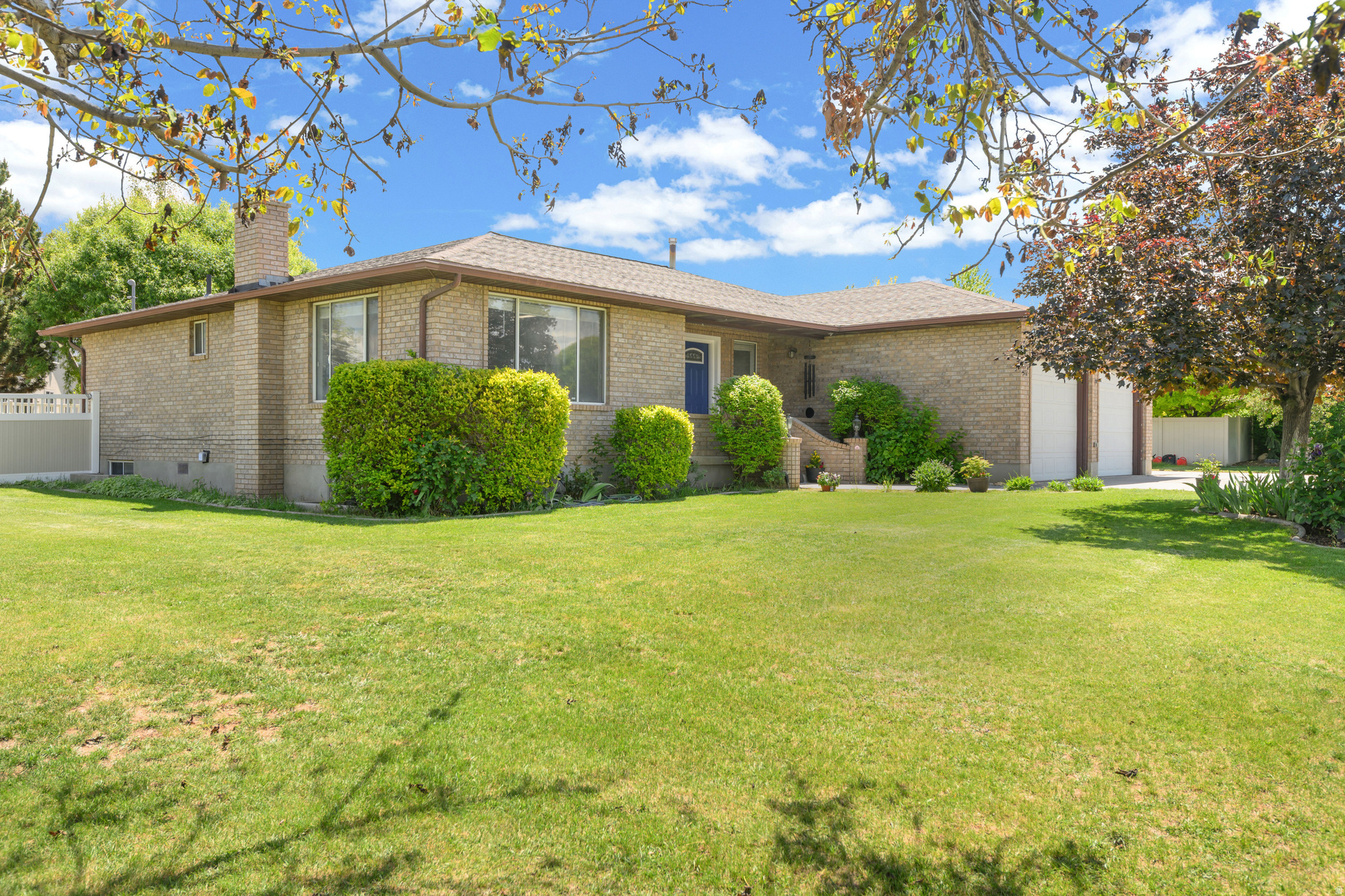 SUNNY RIDGE - Residential
