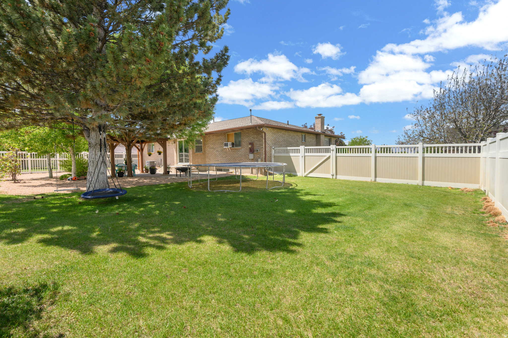 SUNNY RIDGE - Residential
