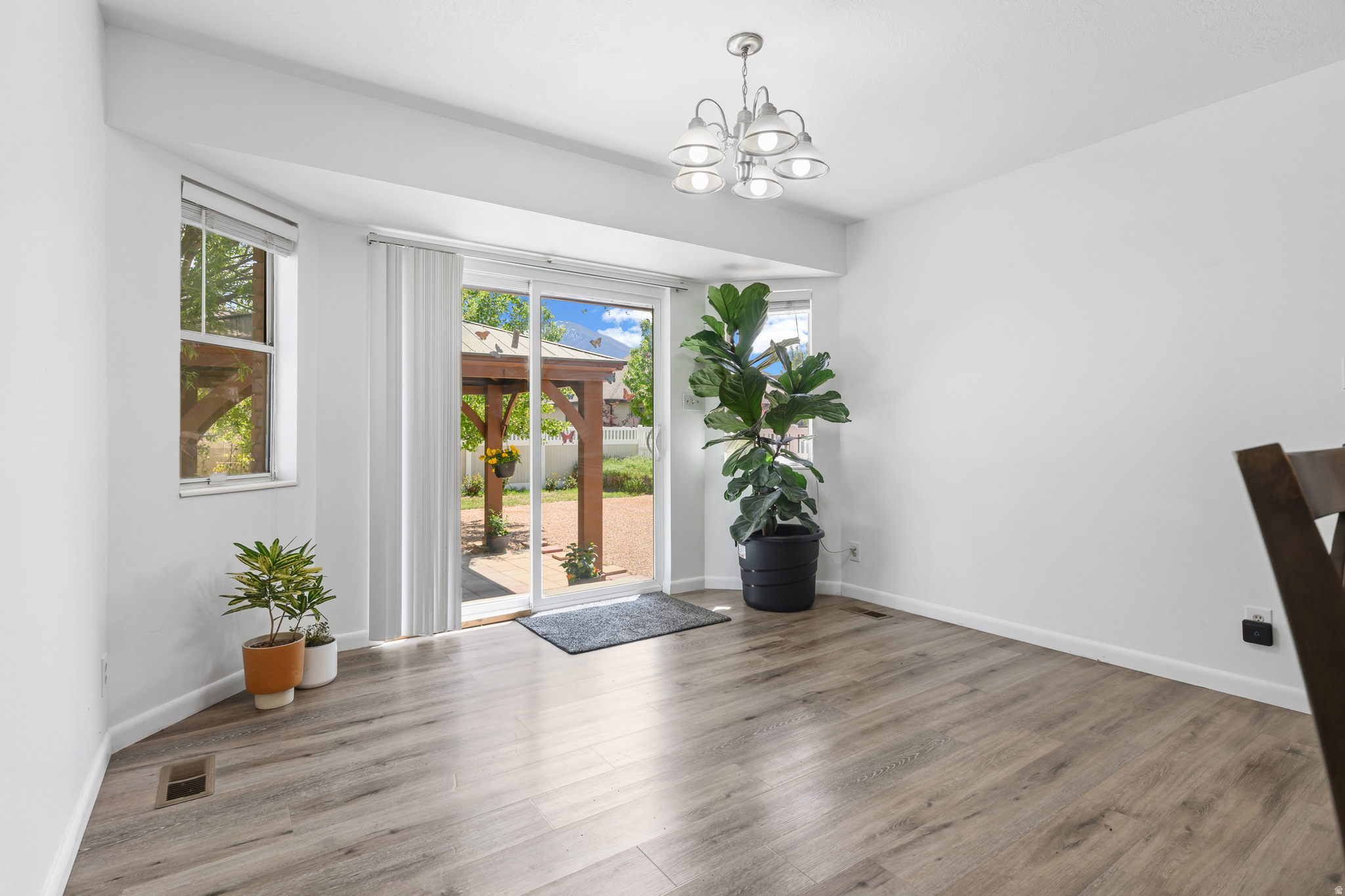 SUNNY RIDGE - Residential