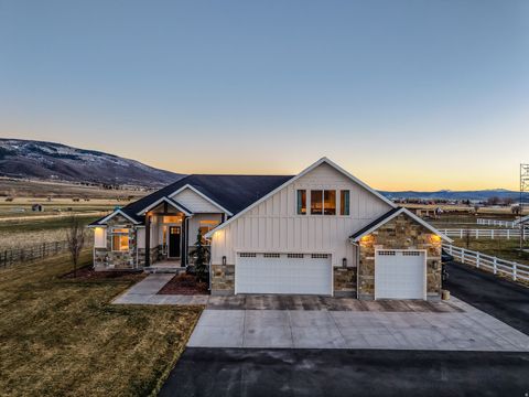 Homes For Sale - 352 E Boulderville Rd<br/> Oakley, UT 84055