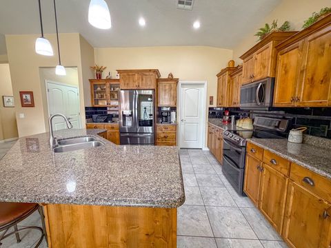 Tiny photo for 3571 W 250 N, Hurricane, UT 84737 (MLS # 2143923)