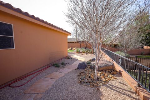 Tiny photo for 3571 W 250 N, Hurricane, UT 84737 (MLS # 2143923)