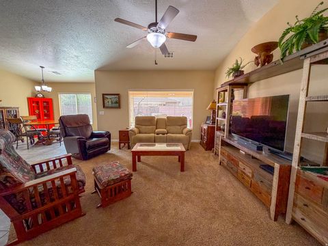 Tiny photo for 3571 W 250 N, Hurricane, UT 84737 (MLS # 2143923)