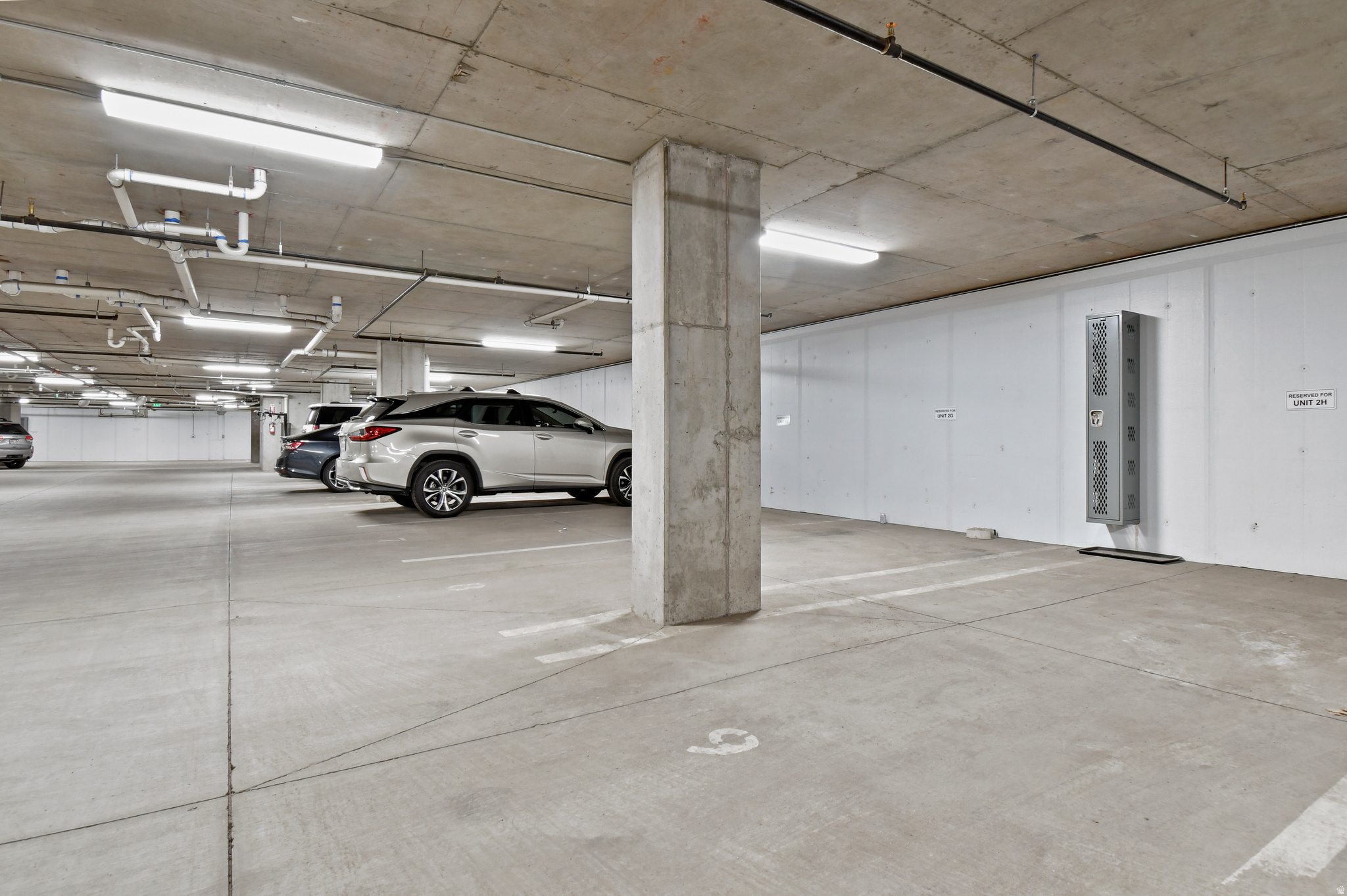 THE LOFTS AT BLACKSTONE CONDOMINIUM - Residential