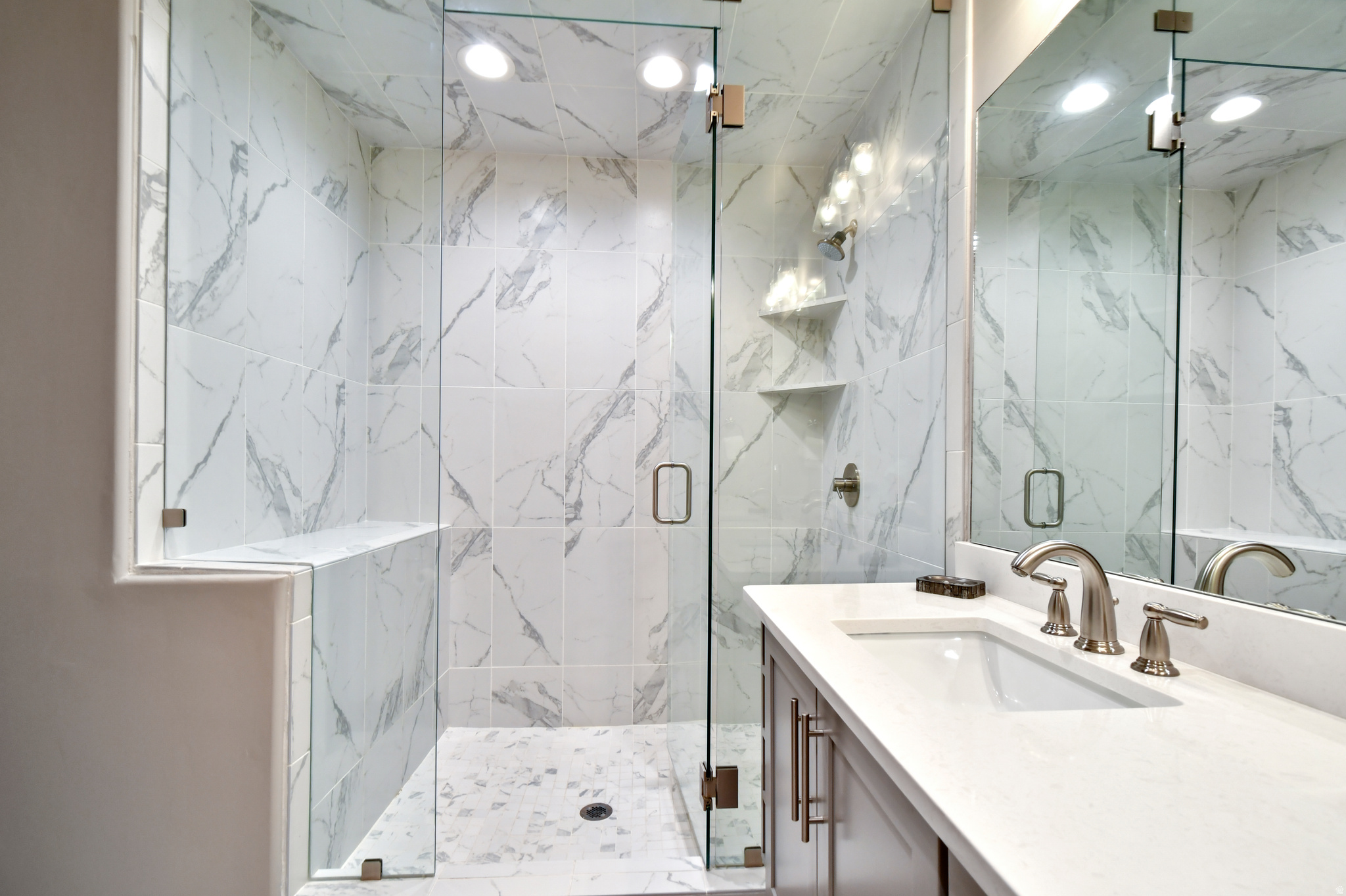 THE LOFTS AT BLACKSTONE CONDOMINIUM - Residential