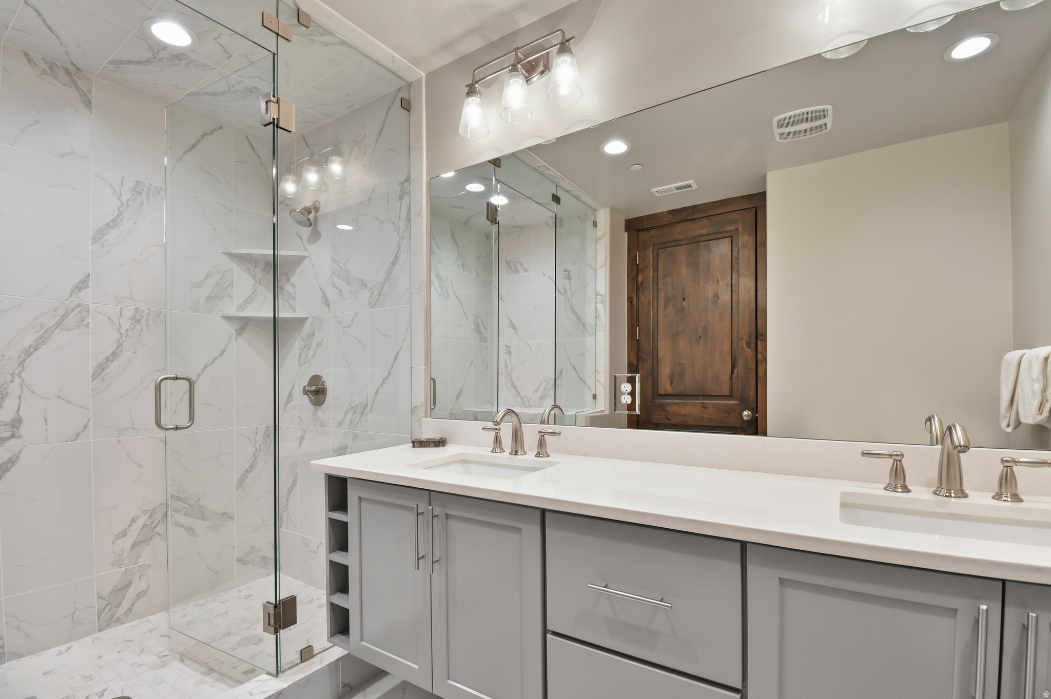 THE LOFTS AT BLACKSTONE CONDOMINIUM - Residential