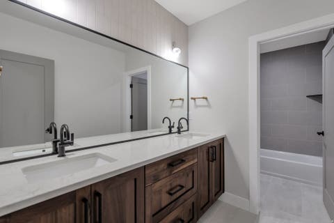 Tiny photo for 648 W HIDDEN FARM DR, Farmington, UT 84025 (MLS # 2172026)