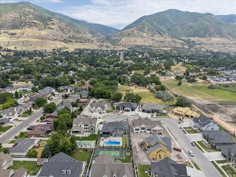Tiny photo for 648 W HIDDEN FARM DR, Farmington, UT 84025 (MLS # 2172026)