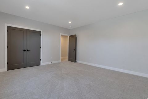 Tiny photo for 648 W HIDDEN FARM DR, Farmington, UT 84025 (MLS # 2172026)