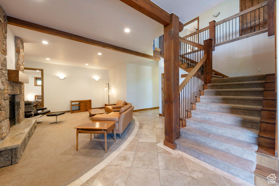 PINERIDGE - Residential