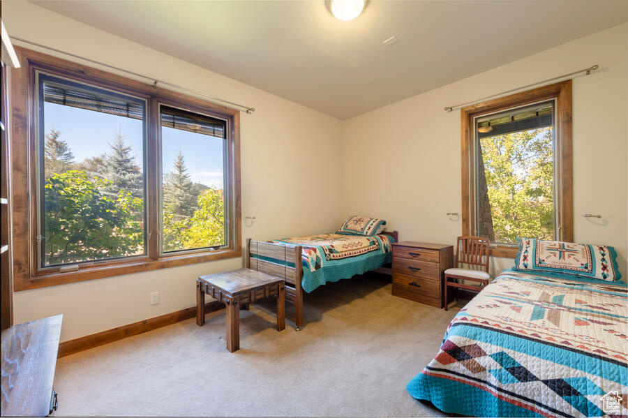 PINERIDGE - Residential