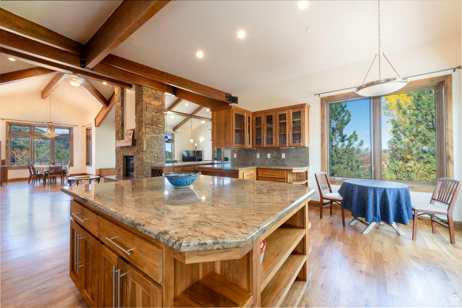 PINERIDGE - Residential