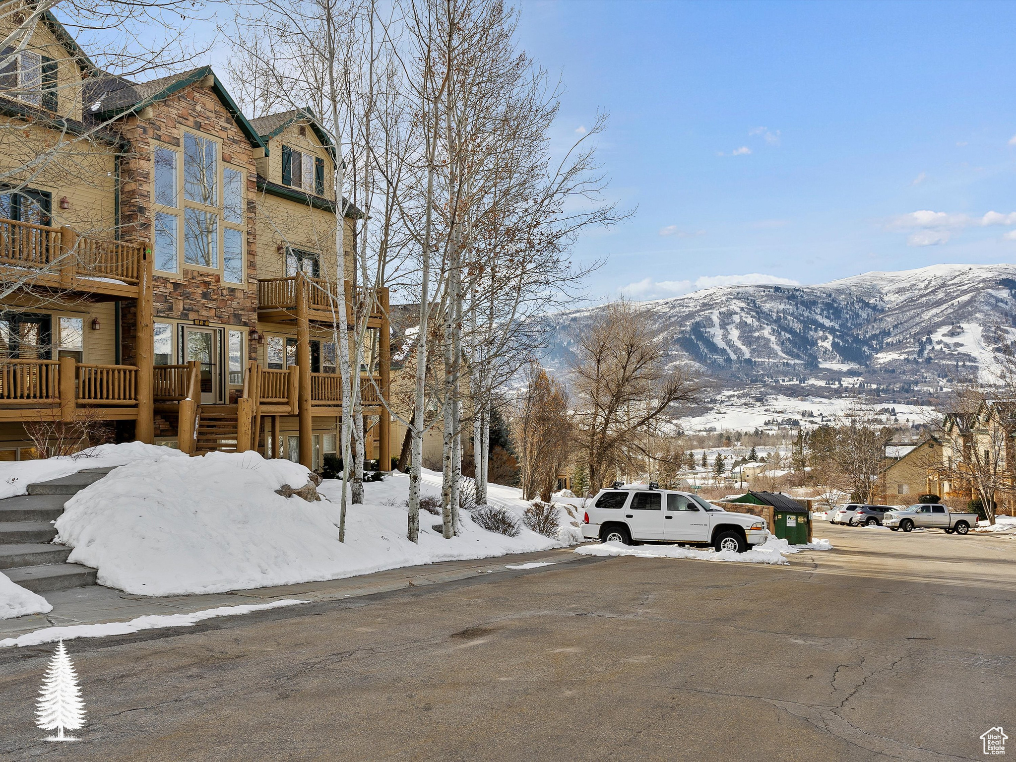 3562 N Fox Run Dr #402, Eden, Utah image 3