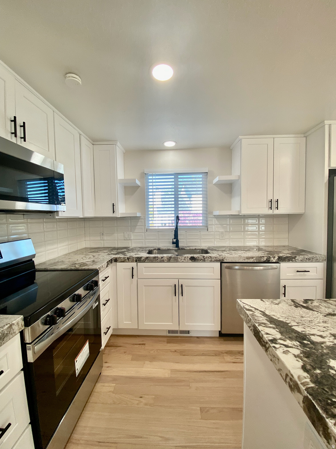 COUNTRY WOOD - Residential