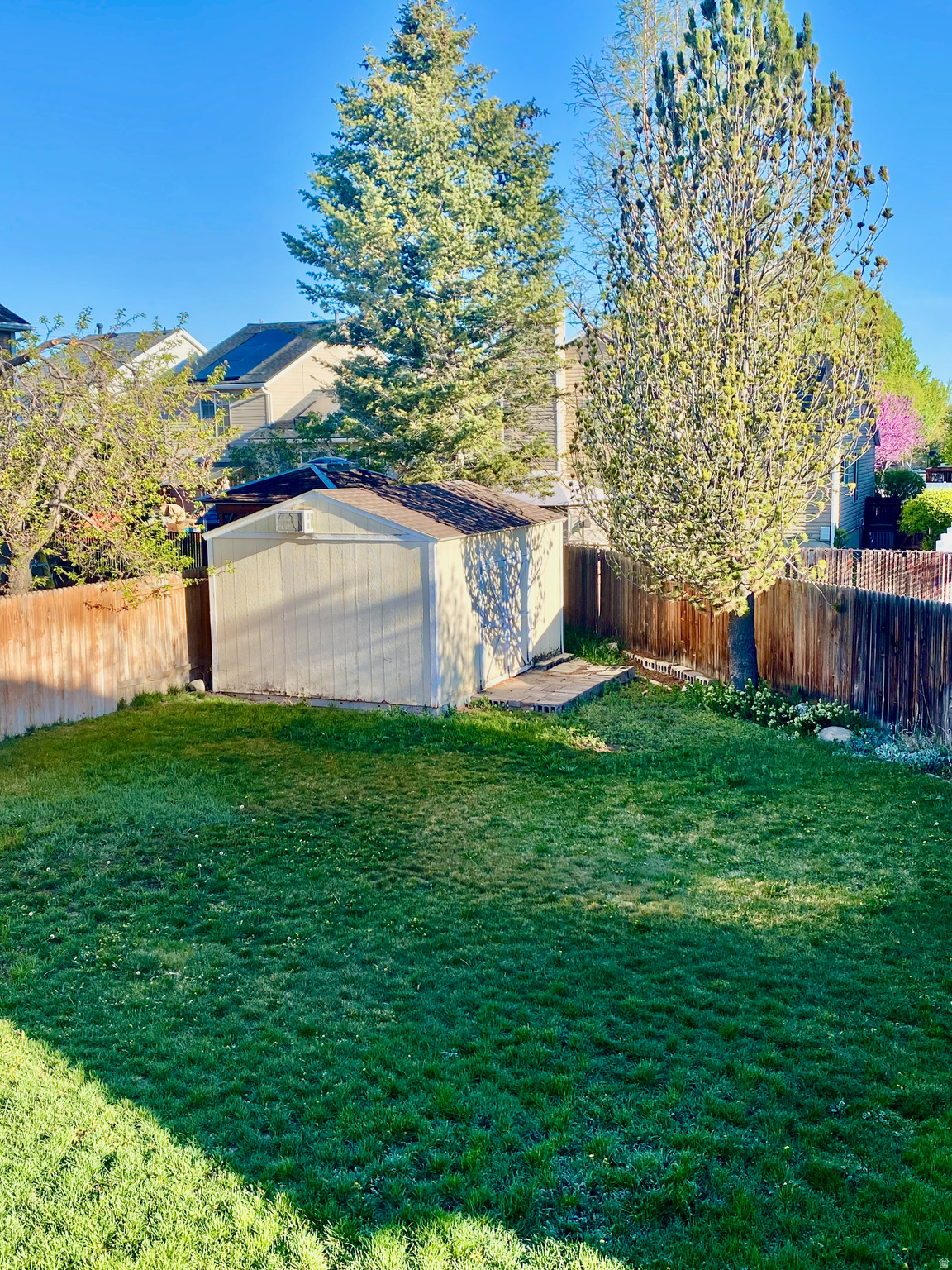 COUNTRY WOOD - Residential