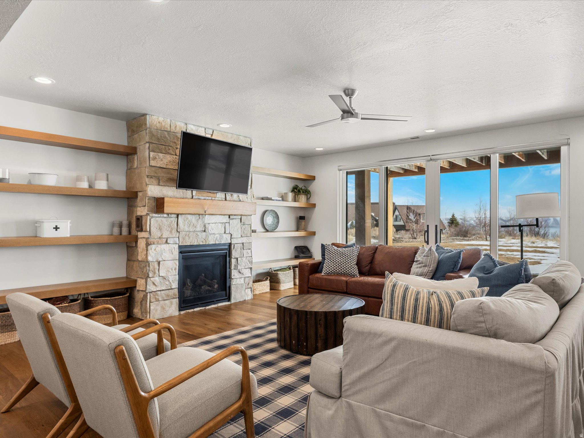 RESERVE - Residential