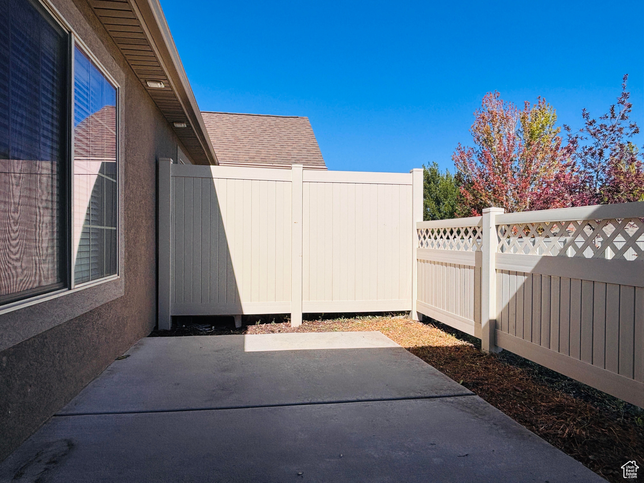 TOWNE CENTER VILLAS - Residential