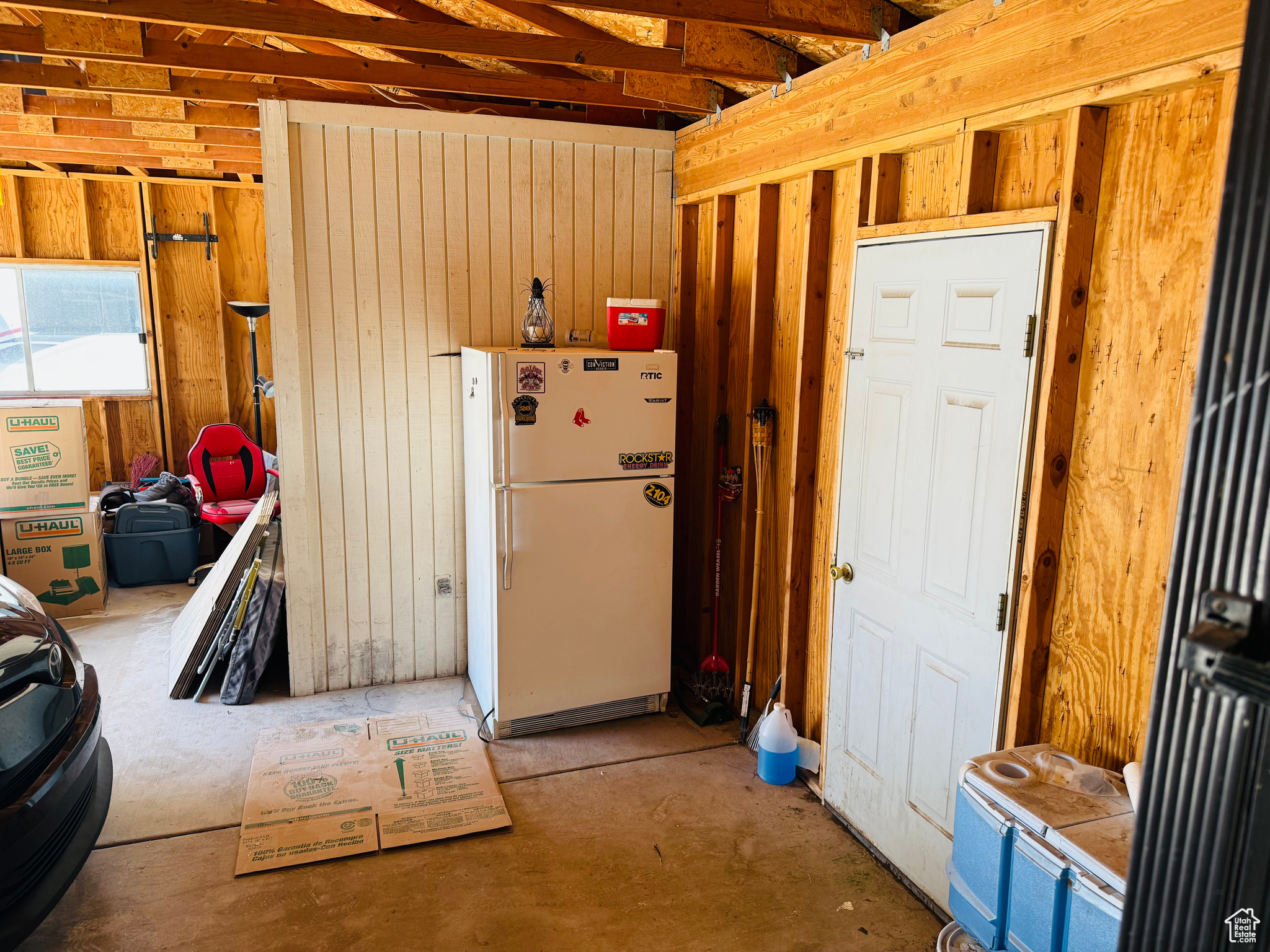 VILLAGE GREEN - Residential