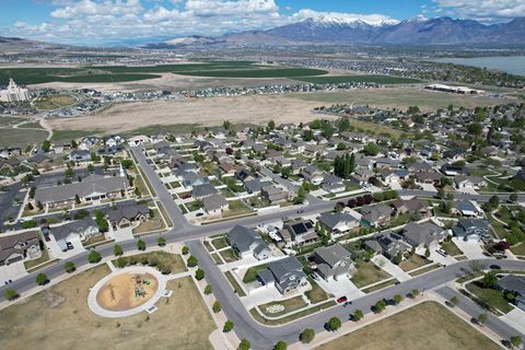 Tiny photo for 598 W REGAL VIEW DR, Saratoga Springs, UT 84045 (MLS # 2150795)
