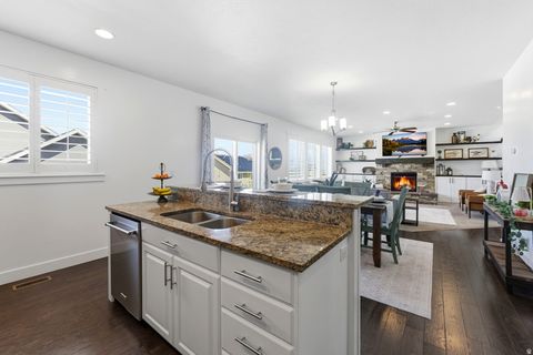 Tiny photo for 598 W REGAL VIEW DR, Saratoga Springs, UT 84045 (MLS # 2150795)