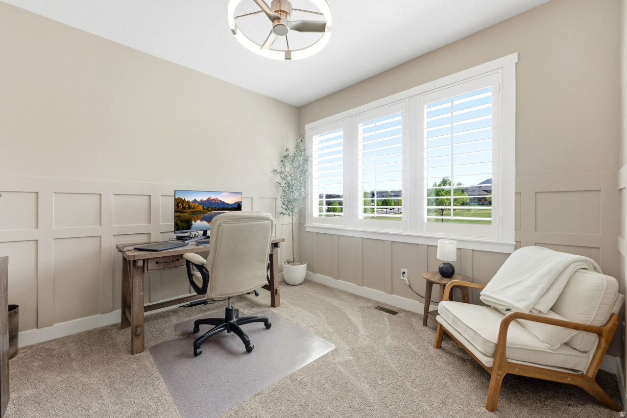 THE BENCHES - Residential