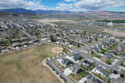 Tiny photo for 598 W REGAL VIEW DR, Saratoga Springs, UT 84045 (MLS # 2150795)