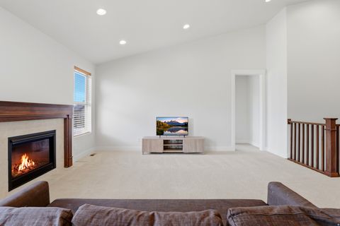 Tiny photo for 1443 W 1875 N, Farmington, UT 84025 (MLS # 2155979)