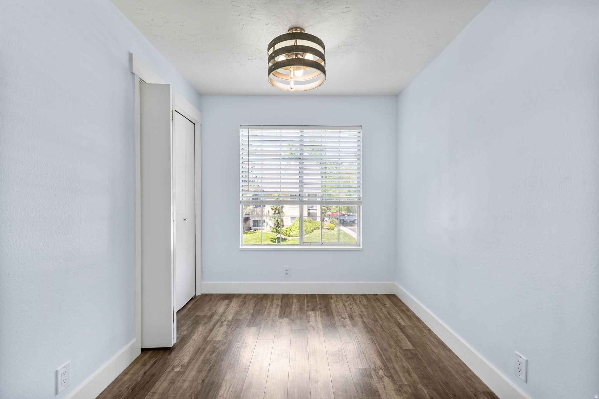 WATERSIDE  CONDM - Residential