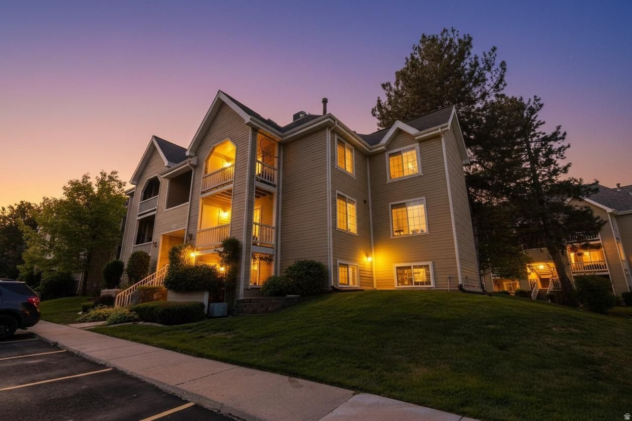 WATERSIDE  CONDM - Residential