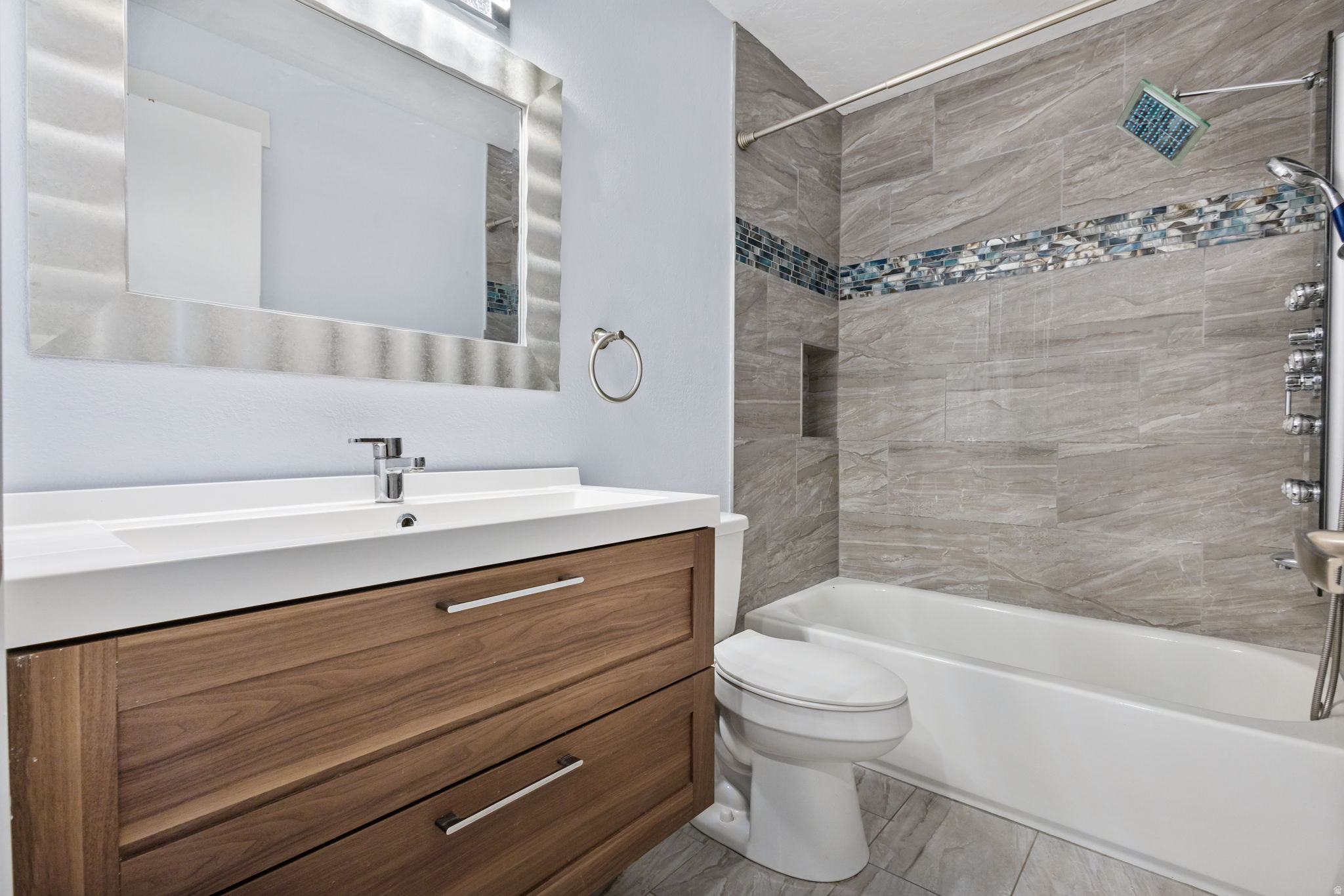 WATERSIDE  CONDM - Residential