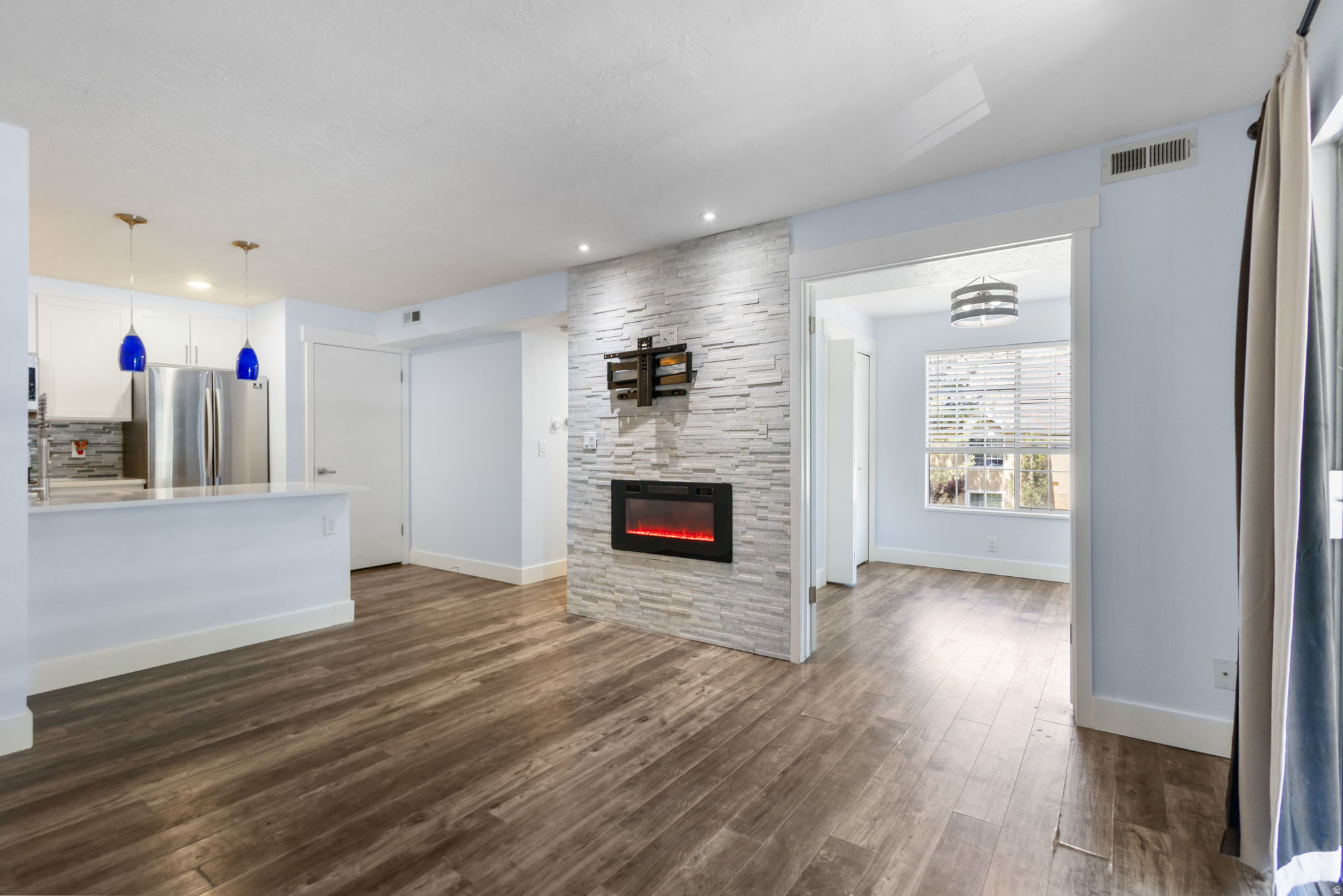 WATERSIDE  CONDM - Residential