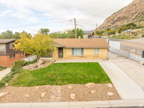 Photo of 1172 NORTH ST, Ogden, UT 84404 (MLS # 2118660) Photo of 1172 NORTH ST, Ogden, UT 84404 (MLS # 2118660)