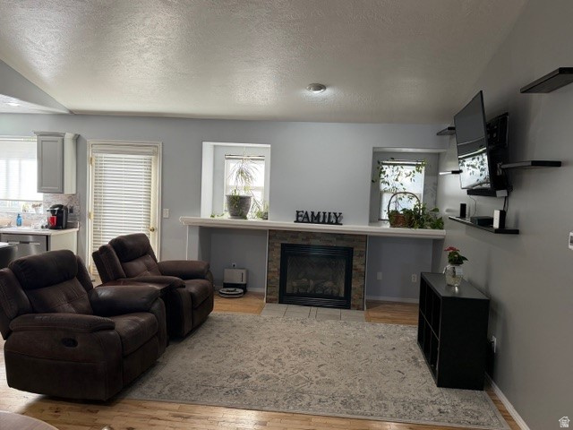 PEBBLEWOOD NO 10 - Residential