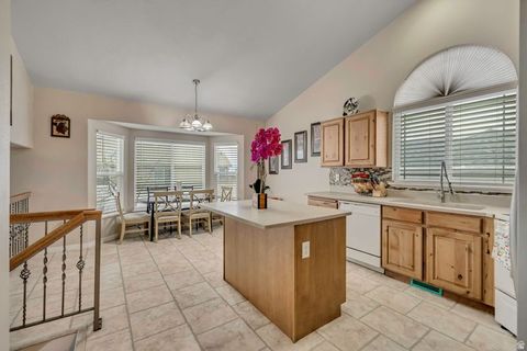Tiny photo for 5712 W PLUMBAGO AVE, Kearns, UT 84118 (MLS # 2128852)