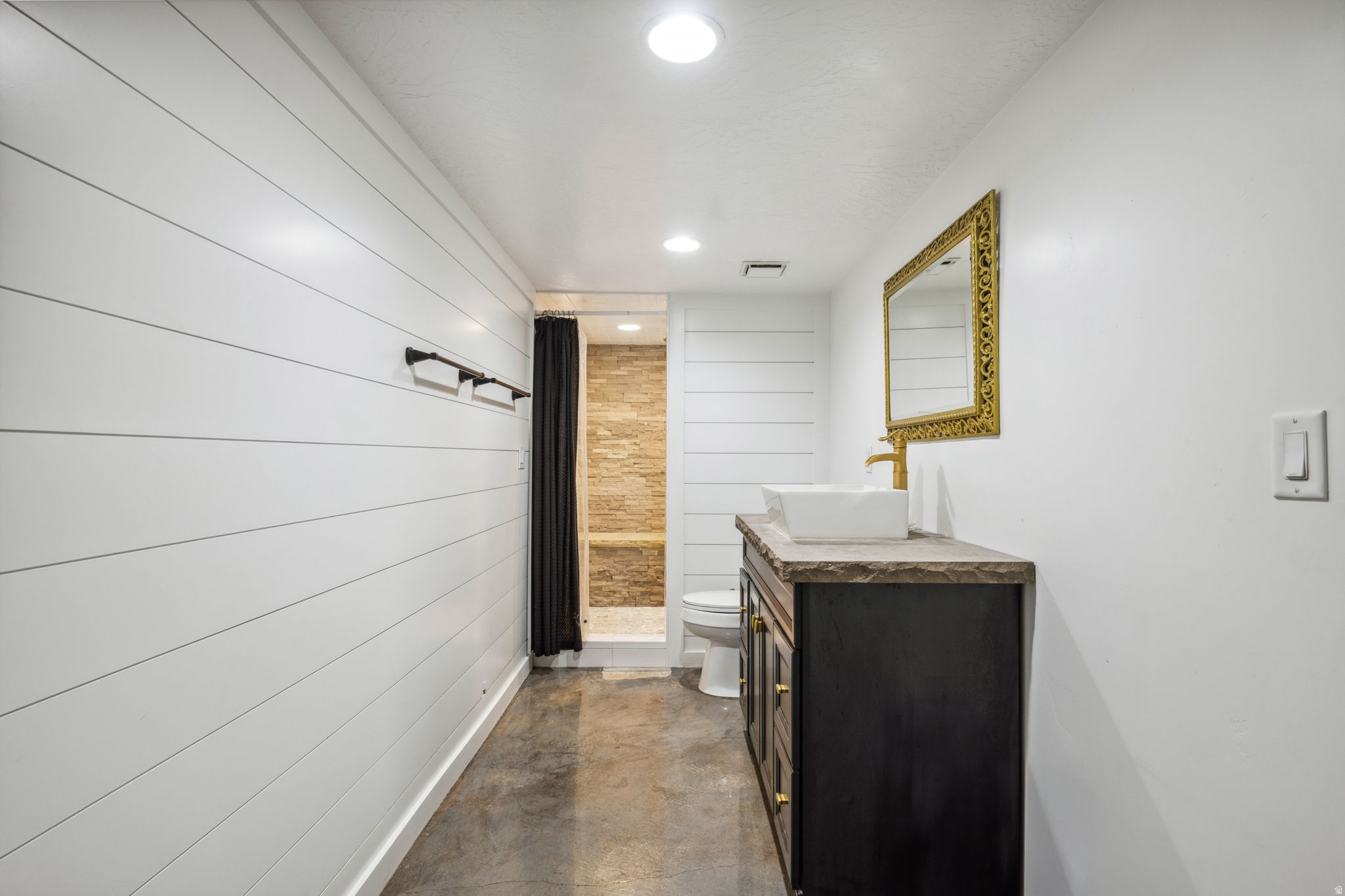 SAGE HOLLOW - Residential