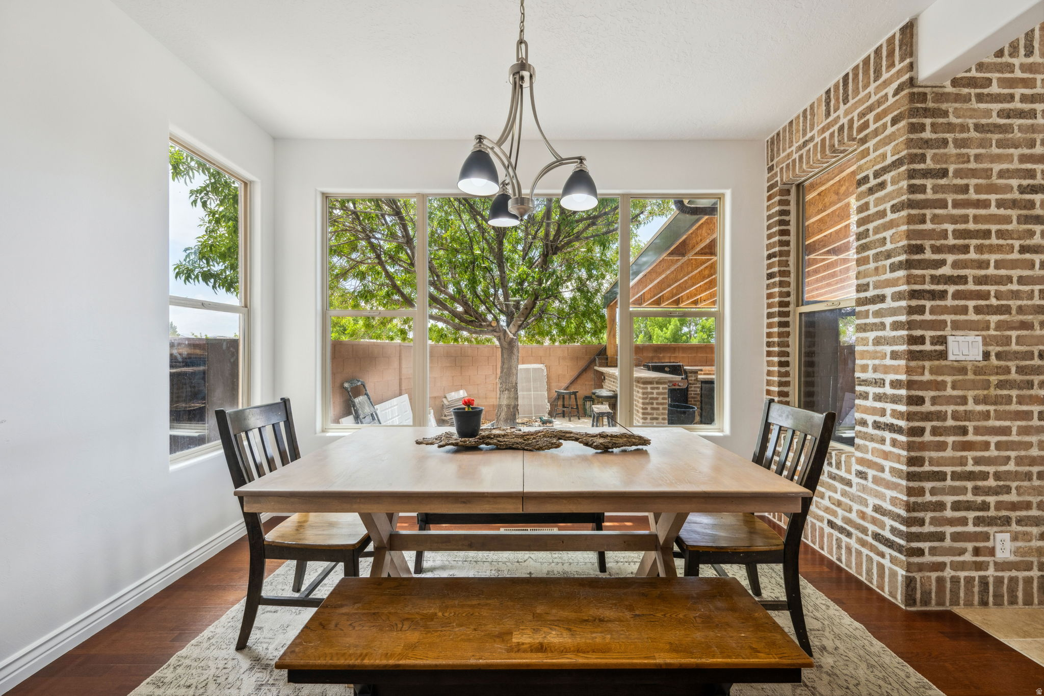 SAGE HOLLOW - Residential