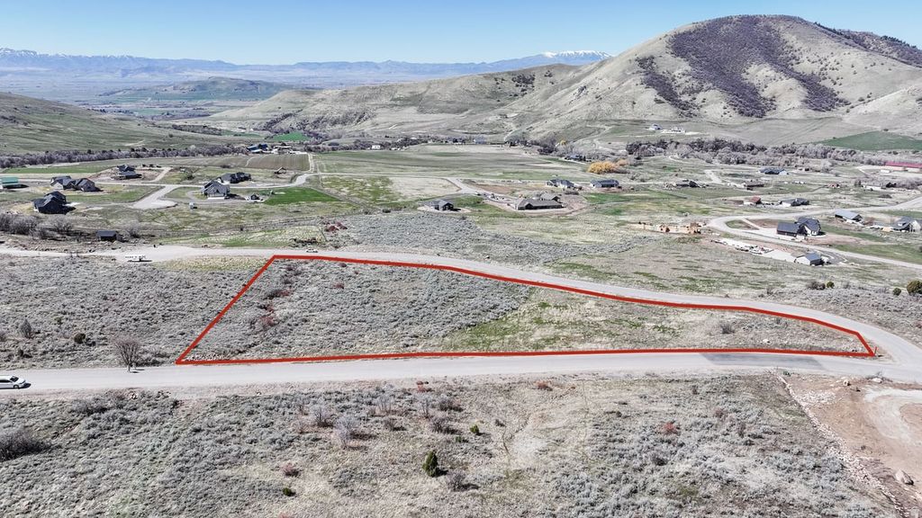 Photo of 11 MOUNTAIN MEADOW DR E #11, Franklin, ID 83237 (MLS # 2144662)