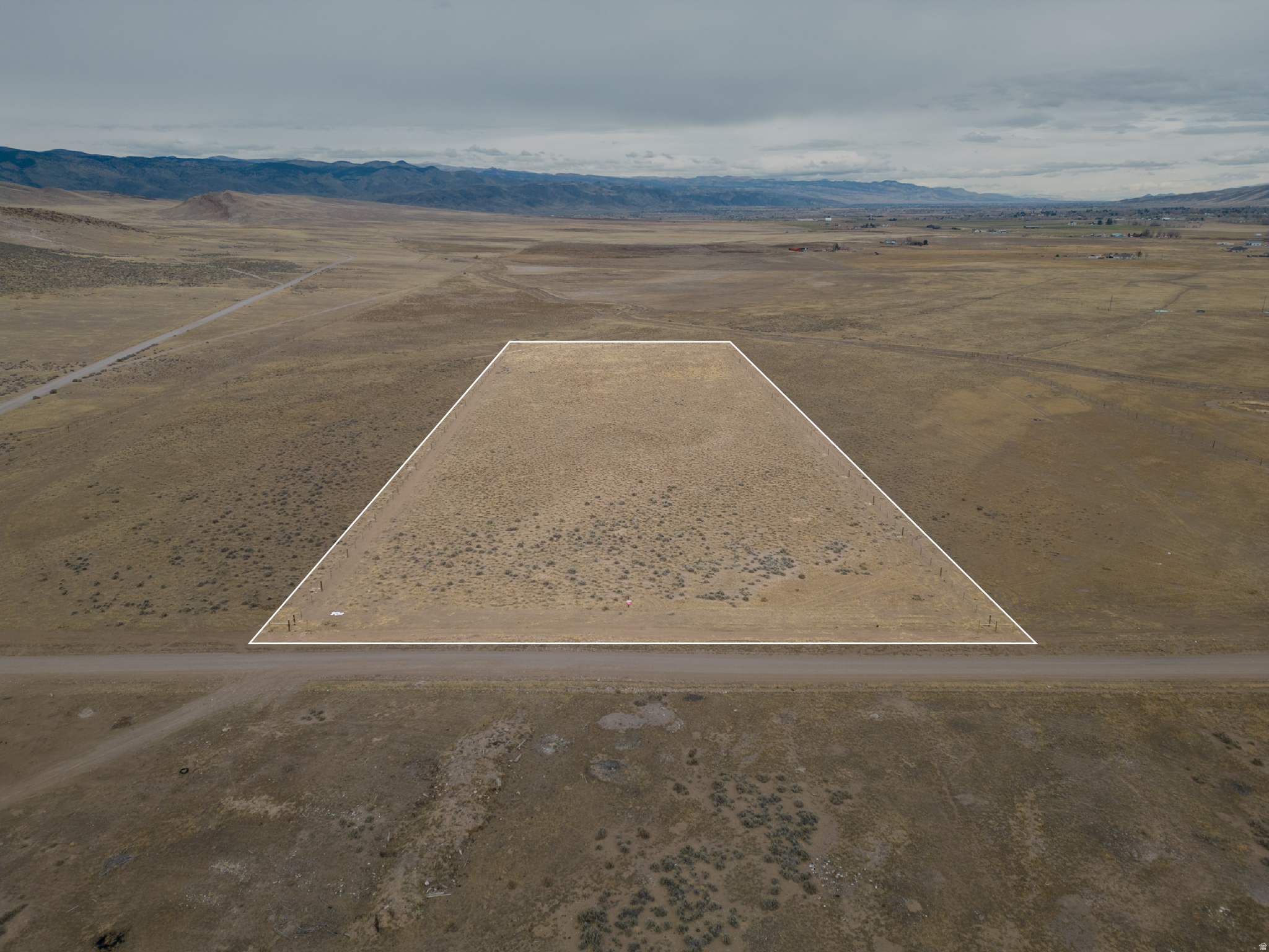 SURVEY B-1942 - Land