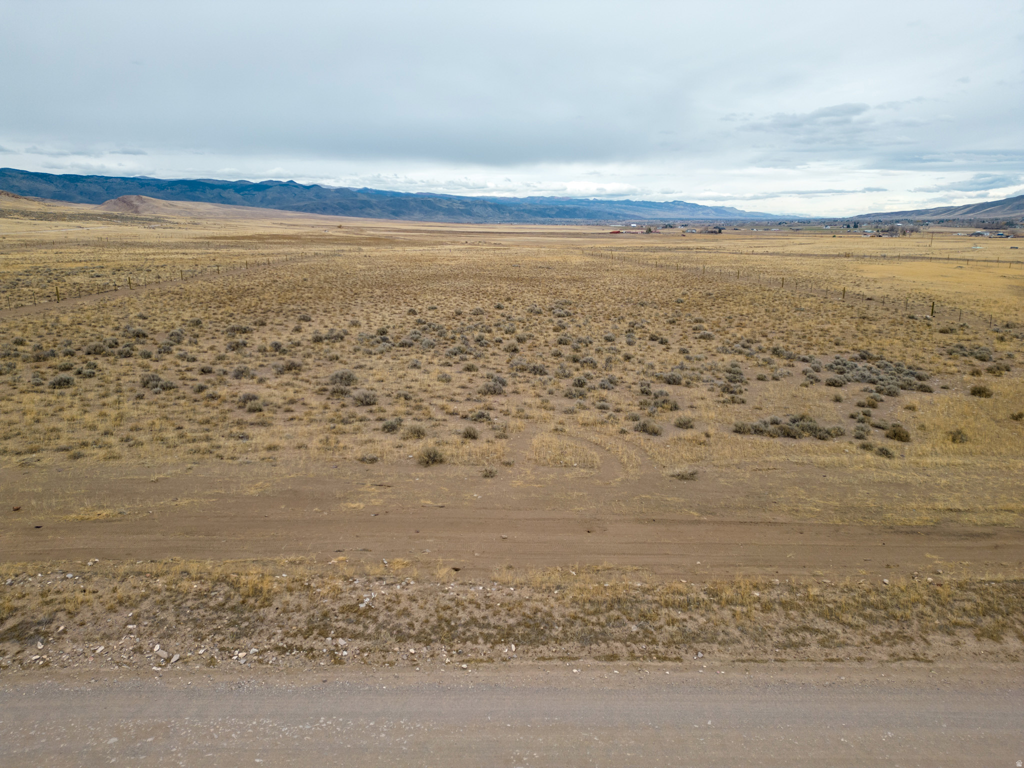 SURVEY B-1942 - Land