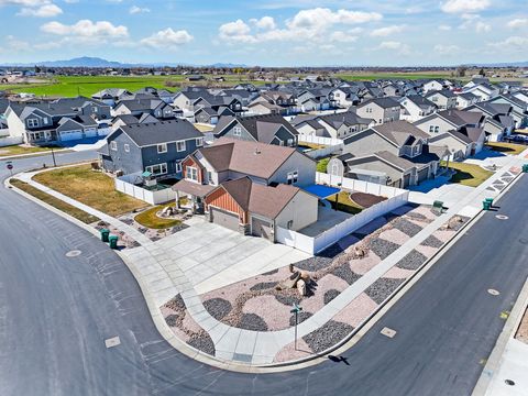 Tiny photo for 3301 W 3175 S, West Haven, UT 84401 (MLS # 2145087)